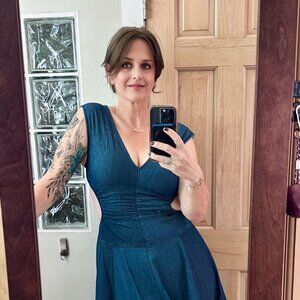 Meet your Posher, Liz